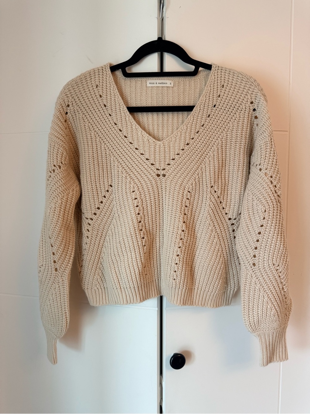 Cropped Chunky Knit Sweater